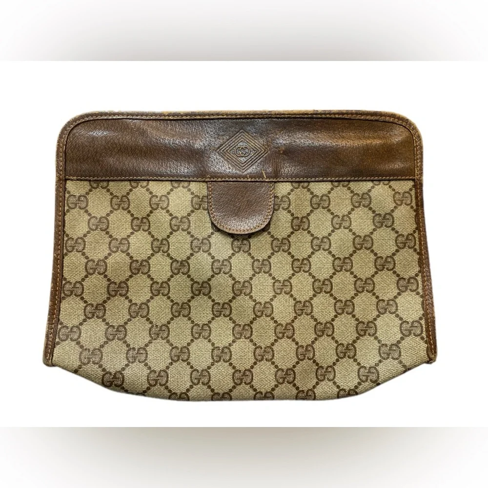 Gucci Brown Monogram Clutch - Picture 3 of 8